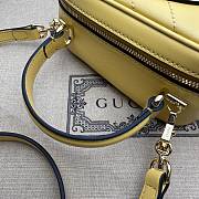 Bagsaaa Gucci Blondie Top Handle Bag 744434 Yellow - 17x15x9 cm - 2