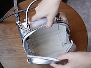 Bagsaaa Gucci Blondie Top Handle Bag 744434 Silver - 17x15x9 cm - 4