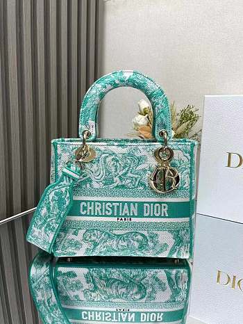 Bagsaaa Medium Dioriviera Lady D-Lite Bag Aquamarina Toile de Jouy Embroidery - 24 x 20 x 12 cm