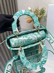 Bagsaaa Medium Dioriviera Lady D-Lite Bag Aquamarina Toile de Jouy Embroidery - 24 x 20 x 12 cm - 2