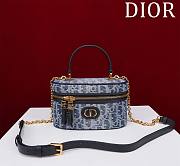 Bagsaaa Dior 30 Montaigne Mini Vanity Case Blue Denim Dior Oblique Jacquard - 16.5 x 8 x 9.5 cm - 1