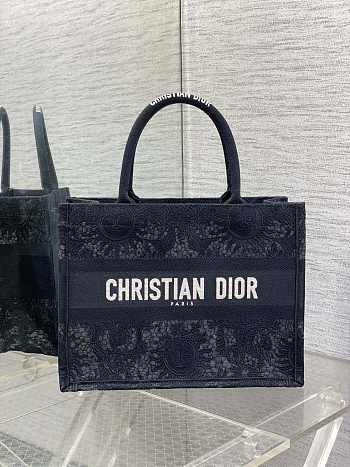 Bagsaaa Medium Dior Book Tote Black Toile de Jouy Soleil Macramé Embroidery - 36 x 27.5 x 16.5 cm