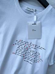 Bagsaaa Dioramour Embroidered T-Shirt White Cotton and Linen Jersey with Black and Red Je Vous Adore Motif - 3