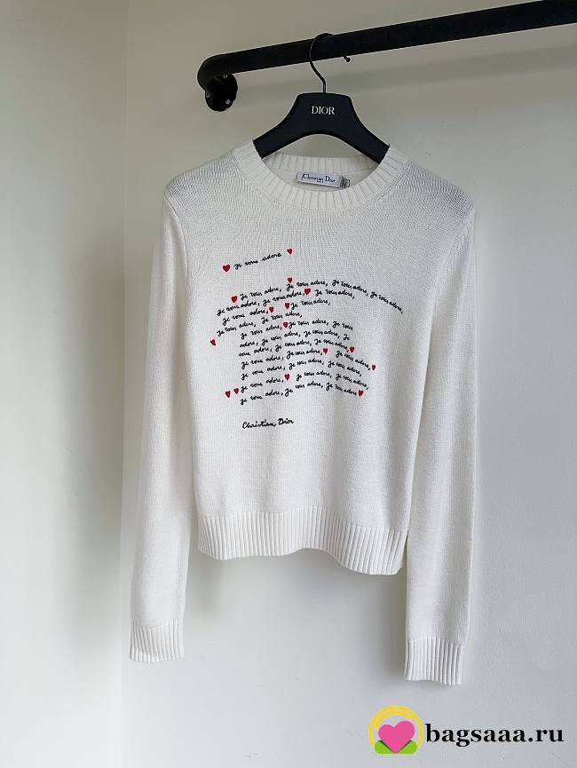 Bagsaaa Dioramour Embroidered Sweater White Cashmere Knit with Black and Red Je Vous Adore Motif - 1