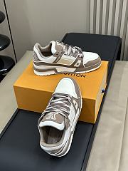 Bagsaaa LV Trainer Sneaker Taupe Gradient laces - 4