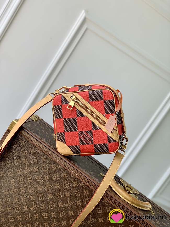 Bagsaaa Louis Vuitton N40561 Chess Messenger Red - 24 x 24 x 8 cm - 1