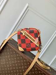 Bagsaaa Louis Vuitton N40561 Chess Messenger Red - 24 x 24 x 8 cm - 1