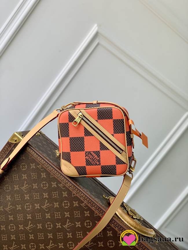 Bagsaaa Louis Vuitton N40548 Chess Messenger Orange - 24 x 24 x 8 cm - 1