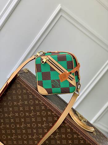 Bagsaaa Louis Vuitton N40563 Chess Messenger Green - 24 x 24 x 8 cm