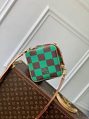 Bagsaaa Louis Vuitton N40563 Chess Messenger Green - 24 x 24 x 8 cm - 5