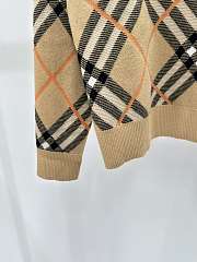 Bagsaaa Burberry Check Wool Blend Sweater Beige - 3