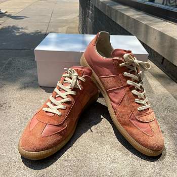 Bagsaaa Maison Margiela Sneakers Pink