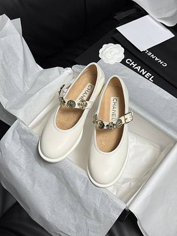 Bagsaaa Chanel Mary Janes G45778 White