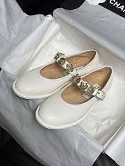 Bagsaaa Chanel Mary Janes G45778 White - 4