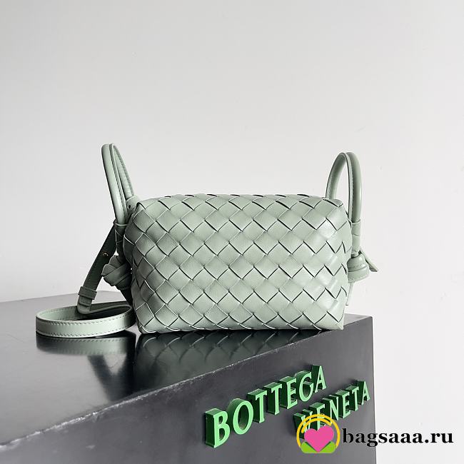 Bagsaaa Bottega Veneta Small Loop Cross-Body Bag New sauge - 19*12*9cm - 1