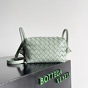 Bagsaaa Bottega Veneta Small Loop Cross-Body Bag New sauge - 19*12*9cm - 1