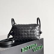 Bagsaaa Bottega Veneta Small Loop Cross-Body Bag Black - 19*12*9cm - 1