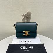 Bagsaaa Celine Teen Triomphe Bag In Shiny Calfskin Amazone Green - 18.5 X 13.5 X 7 CM - 1