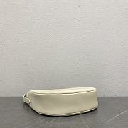 Bagsaaa Celine Medium Heloïse Bag Cuir Triomphe In Supple Calfskin Beige - 30 X 28.5 X 8 CM - 2