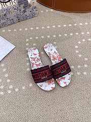 Bagsaaa Dior Dway Slide White and Red Embroidered Cotton with Le Cœur des Papillons Motif - 1