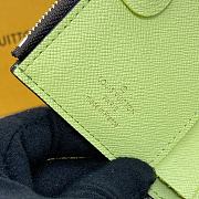 Bagsaaa Louis Vuitton M82382 Lisa Wallet GreenInside - 9 x 11.5 x 1.5 cm - 3