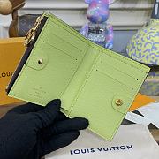 Bagsaaa Louis Vuitton M82382 Lisa Wallet GreenInside - 9 x 11.5 x 1.5 cm - 2