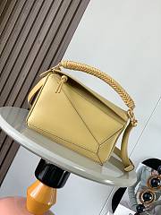 Bagsaaa Loewe Small Puzzle bag in mellow calfskin yellow - 24*10.5*16 cm - 1