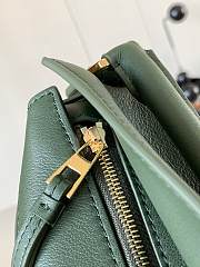 Bagsaaa Loewe Mini Puzzle bag in classic calfskin bottle green - 18x8x12 cm - 3