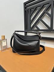 Bagsaaa Loewe Small Puzzle bag in classic calfskin black - 24X16.5X10.5 cm - 5