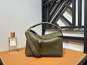 Bagsaaa Loewe Small Puzzle bag in classic calfskin khaki - 24X16.5X10.5 cm - 1