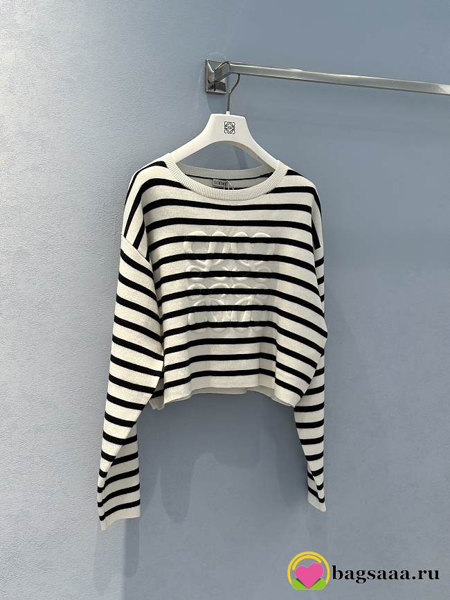 Bagsaaa Loewe Anagram Sweater White & Black - 1