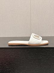 Bagsaaa Valentino Vlogo Cut-Out Calfskin Slide Sandal White - 4