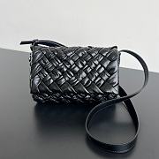 Bagsaaa Bottega Veneta Small Rumple Messenger Black - 21x14x5cm - 1