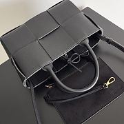 Bagsaaa Bottega Veneta Mini Arco Tote Black - 25*16*8cm - 5