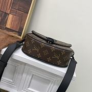 Bagsaaa Louis Vuitton M47060 Montsouris Messenger PM​ - 20 x 17 x 7 cm - 3