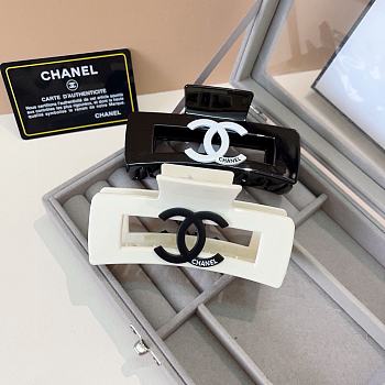 Bagsaaa Chanel Hair Accessories