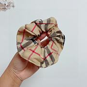 Bagsaaa Burberry Hair Accessories - 3