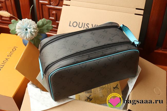 Bagsaaa LV M11482 Dopp Kit - 28 x 15 x 16.5 cm - 1