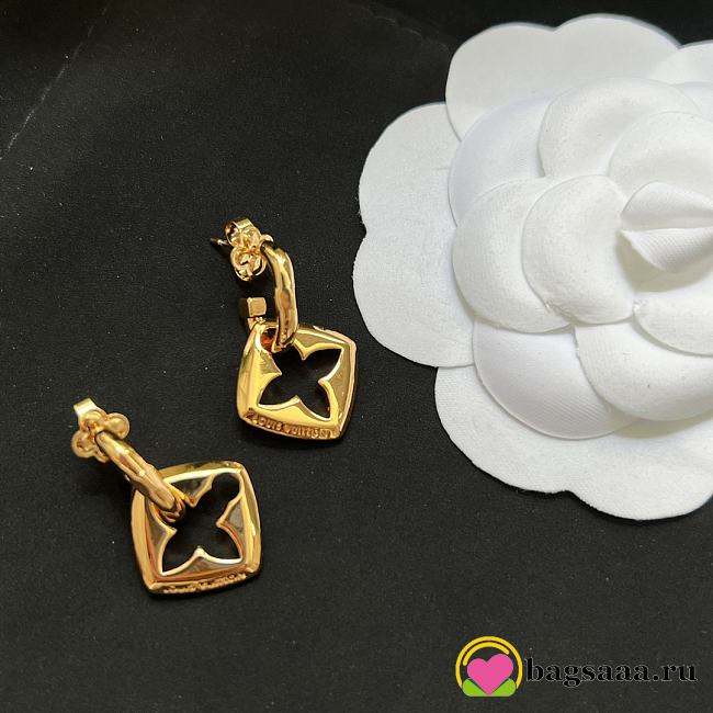 Bagsaaa LV Earrings 01 - 1