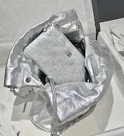 Bagsaaa Chanel 22 Handbag Silver - 3