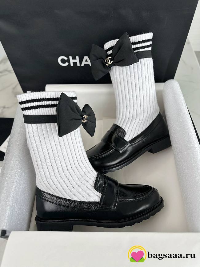 Bagsaaa Chanel Boots With Black Socks - 1