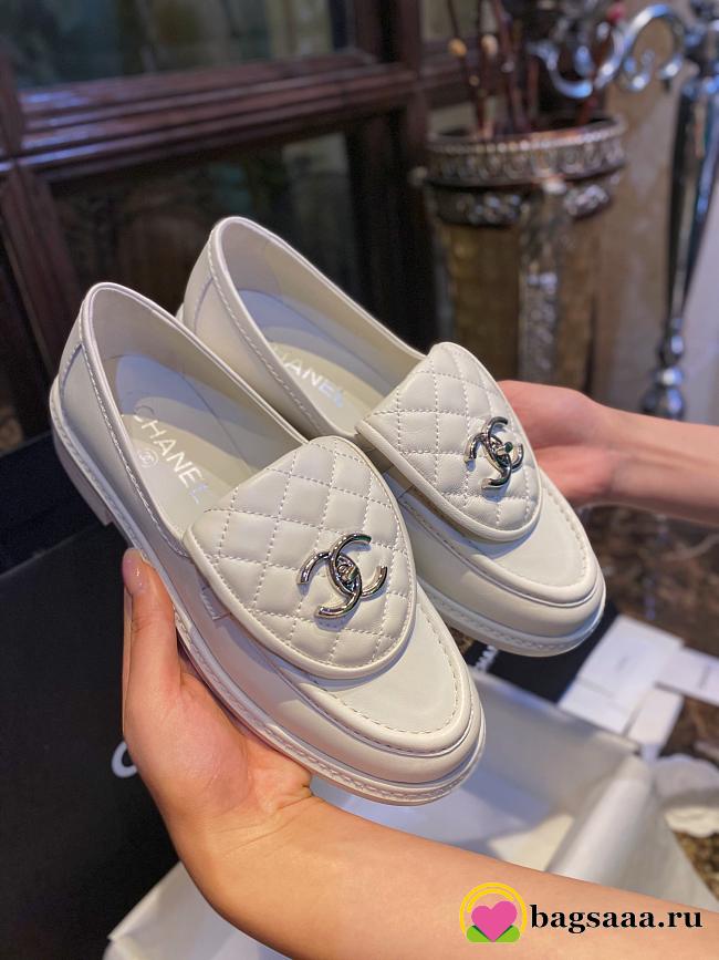 Bagsaaa Chanel Moccasins White Shoes - 1