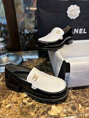 Bagsaaa Chanel Loafers Black & White - 1