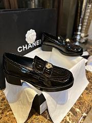 Bagsaaa Chanel Loafers Black Patent With Heart Logo - 4