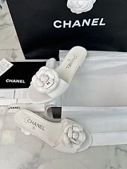 Bagsaaa Chanel White Slippers With Flower - 3