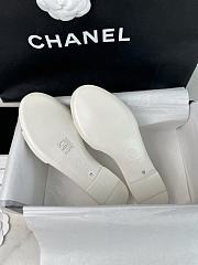 Bagsaaa Chanel White Slippers With Flower - 2