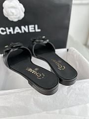 Bagsaaa Chanel Black Slippers With Flower - 2