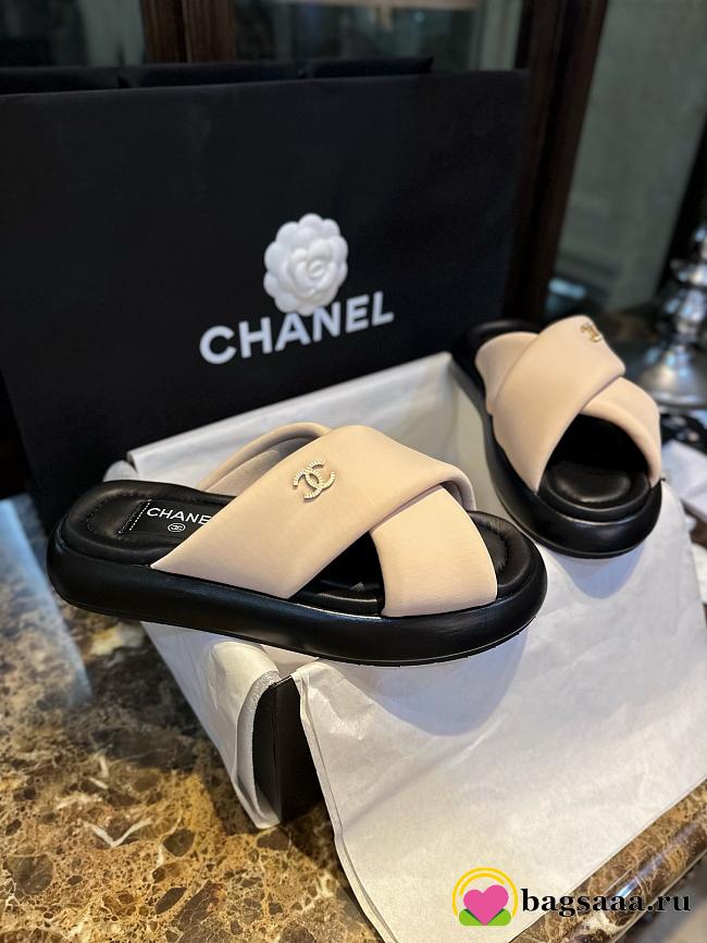 Bagsaaa Chanel Black & Beige Sandals - 1