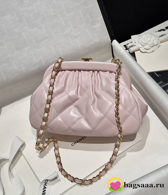 Bagsaaa Chanel Clutch Lambskin Light Pink AS4717 - 16 × 24 × 8 cm - 1