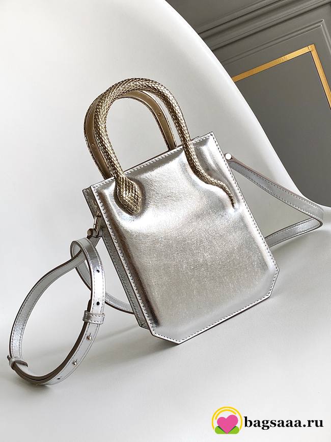 Bagsaaa Bvlgari Serpentine Silver Bag - 13 X 17.5 X 5.5 Cm - 1